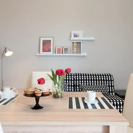 Lejlighed Martano Apartments *